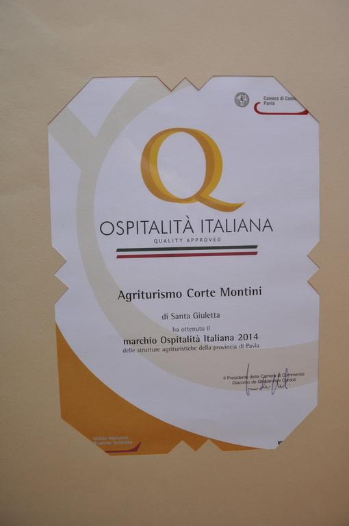 Santa GiulettaAgriturismo Corte Montini别墅 外观 照片