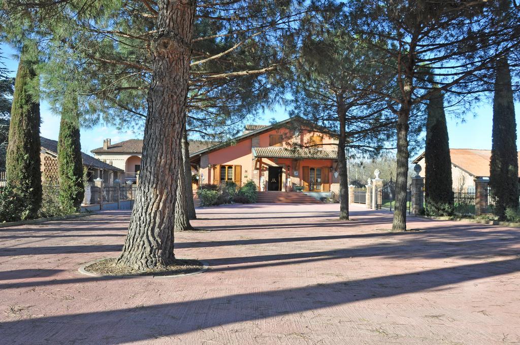 Santa GiulettaAgriturismo Corte Montini别墅 外观 照片