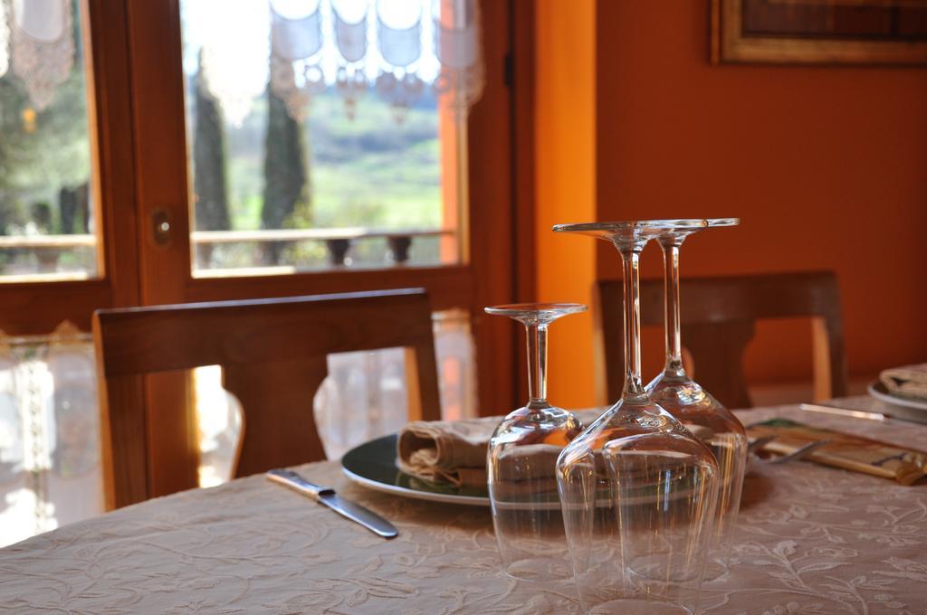 Santa GiulettaAgriturismo Corte Montini别墅 外观 照片