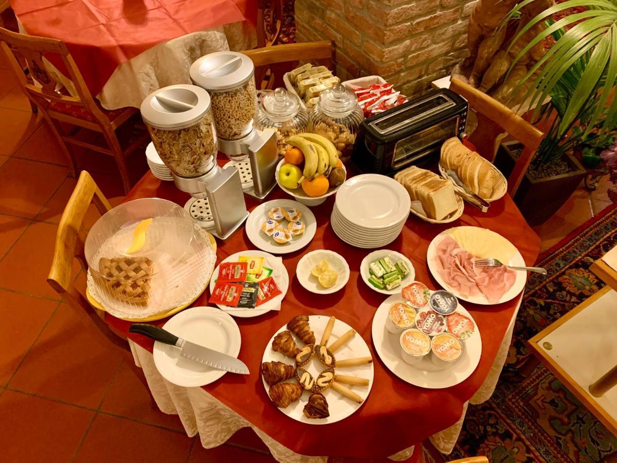 Santa GiulettaAgriturismo Corte Montini别墅 外观 照片