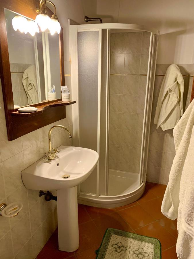 Santa GiulettaAgriturismo Corte Montini别墅 外观 照片
